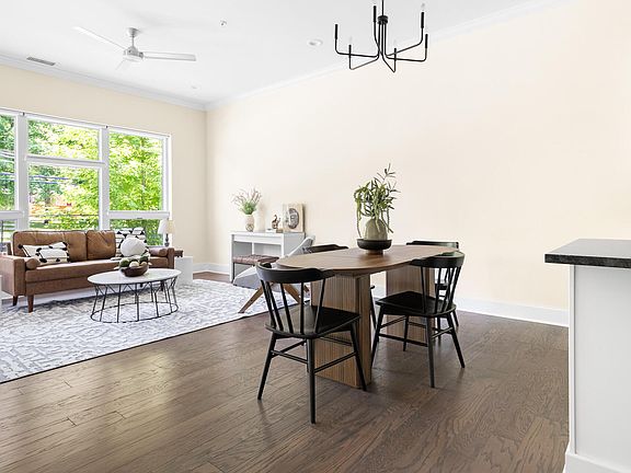 5th image of 515 Churton St #101