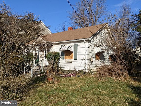 4th image of 4303 Warner St