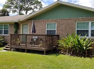 1100 Riverside Dr, Holly Hill, FL 32117