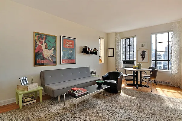 Sold by Corcoran | media 2