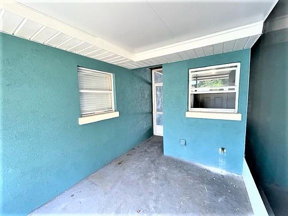 2nd image of 407 Pilaklakaha Ave