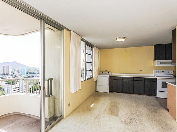 3rd image of 2825 S King St APT 2003
