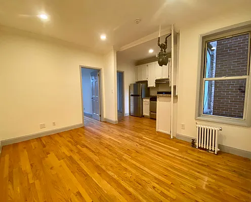 Rented by REAL New York | media 3