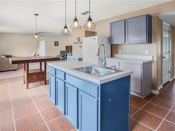 4th image of 2138 Medina Hills Ln