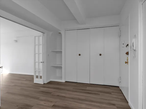 107-40 Queens Boulevard image 8 of 20