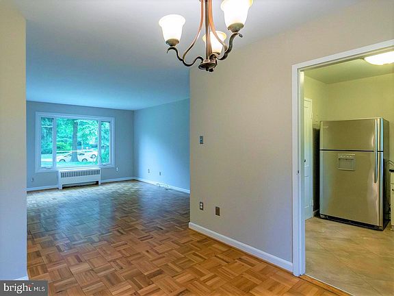 4th image of 10307 Montrose Ave APT 102