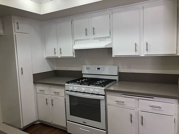 5th image of 6400 Kraft Ave #4