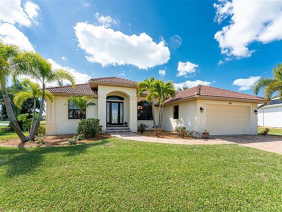 2nd image of 465 Coral Creek Dr