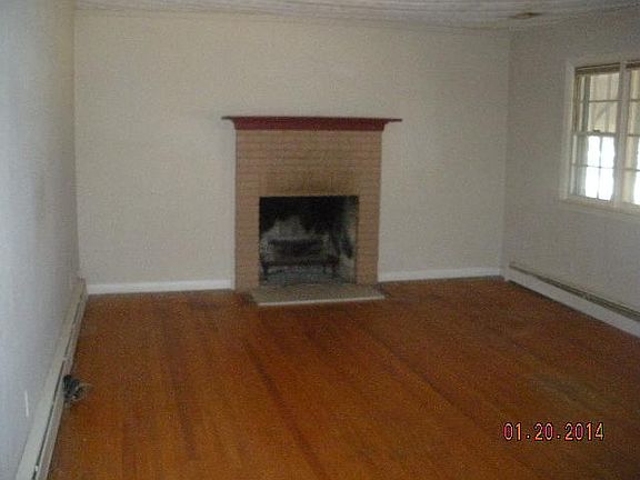 2nd image of 532 Giles Dr
