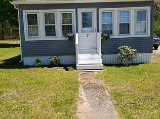 7 Springdale St, Westfield, MA 01085