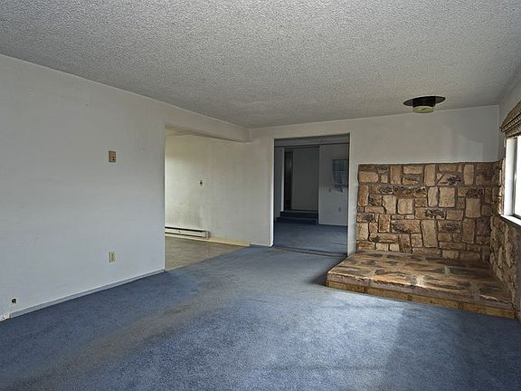 5th image of 1261 Myers Dr