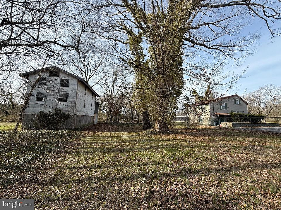 1st image of 312 E Arbor Ave