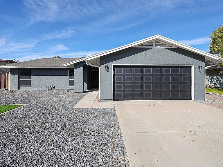 W Campo Bello Dr — Photo 45