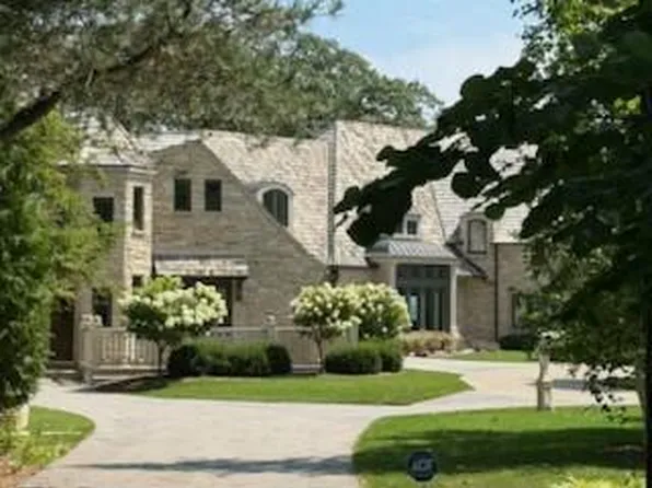 4850 N Lake DRIVE, Whitefish Bay, WI 53217