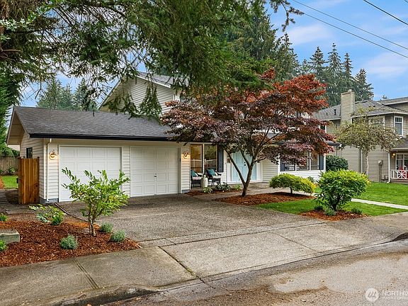 4th image of 10703 NE 53rd Street