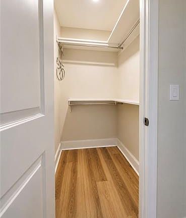 5th image of 339 N Bernadotte St