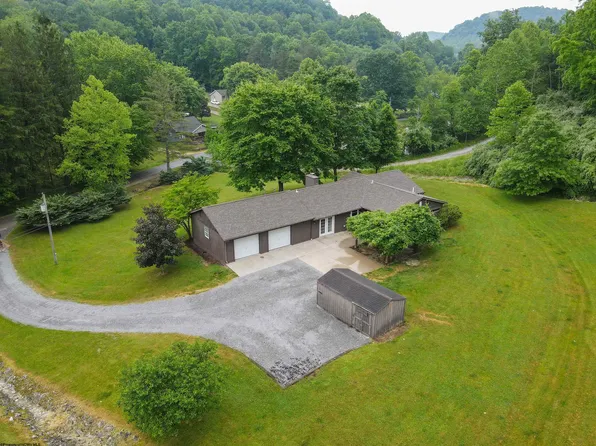 949 Sauls Run Rd, Weston, WV 26452