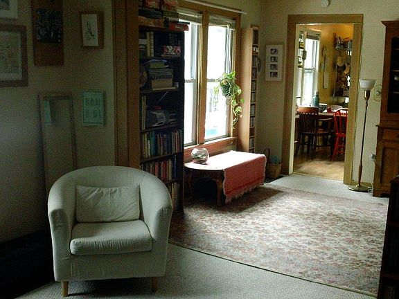 2nd image of 216 20th Ave NE #1