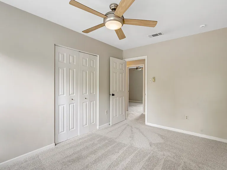 10929 Park Rd — Photo 29