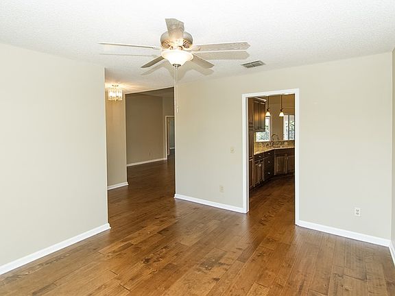 4th image of 12528 Lazy Meadow Dr S