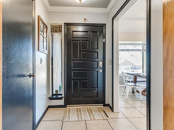 5th image of 308 N Rockypoint Dr