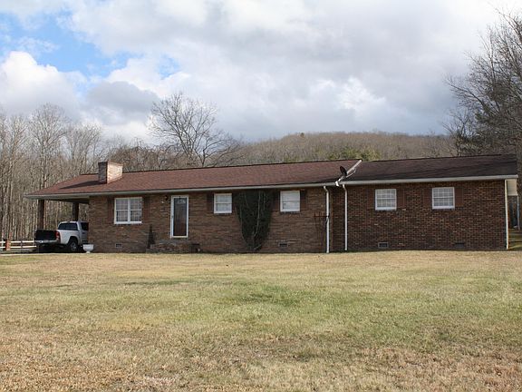 3rd image of 62 Howards Br