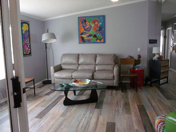 5th image of 4621 Crestwicke Dr #406