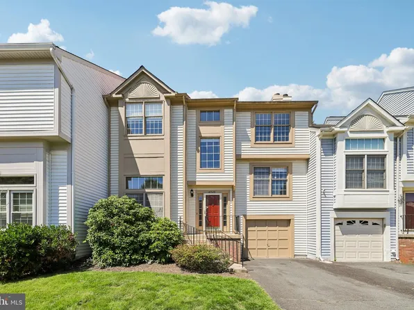 6520 Palisades Dr, Centreville, VA 20121