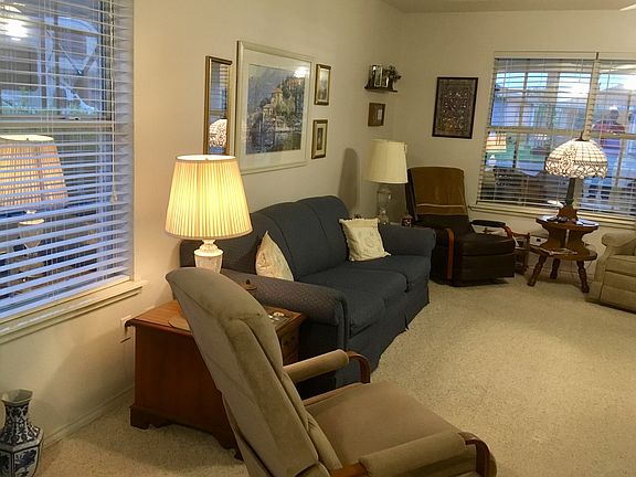 5th image of 2206 Green Gate Cir E