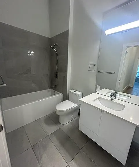 1595 Barrington St — Photo 51