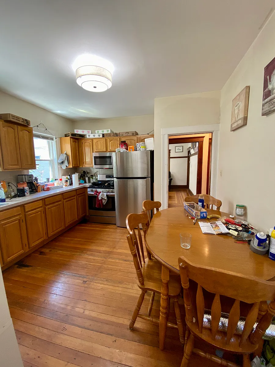 Building Photo - 270 Harvard St #A