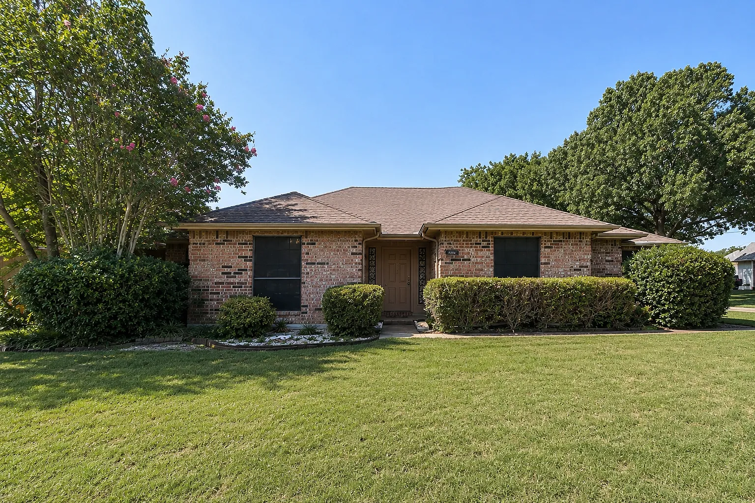 4 bed, 2554 sqft, $4,850 — Photo 1