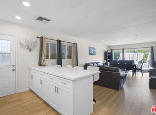 20243 Valerio St, Winnetka, CA 91306