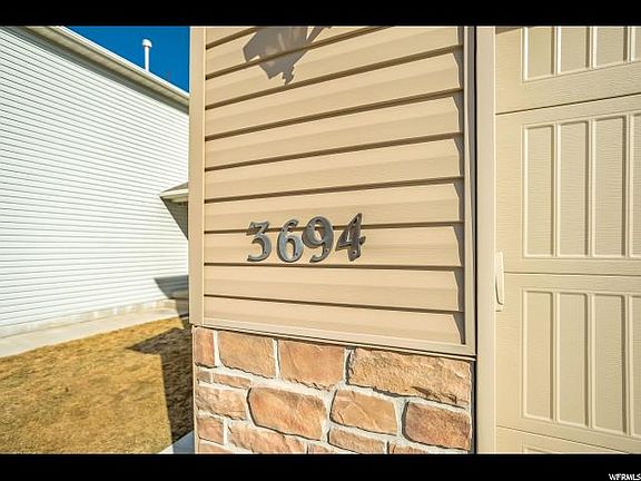 3rd image of 3694 N Tumwater West Dr