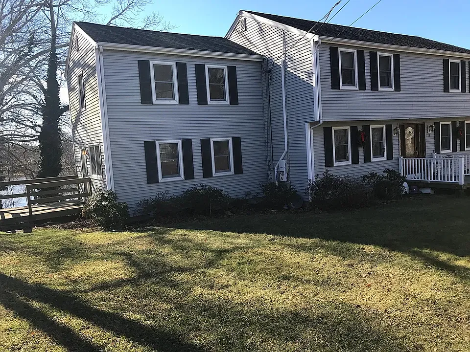23 Hoover St
