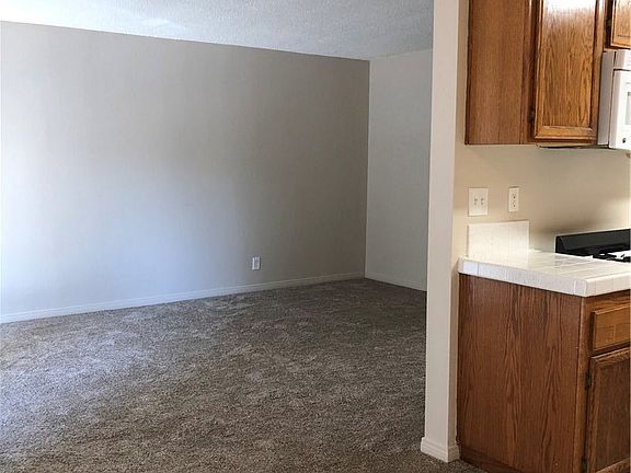 2nd image of 14225 Burbank Blvd #7
