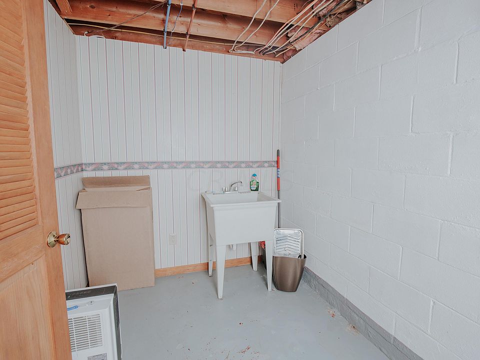 1st image of 624 N Mount Pleasant Ave
