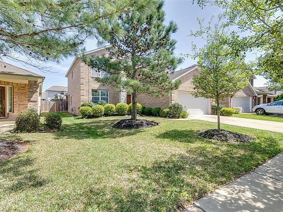 3rd image of 8318 Kerrington Glen Dr