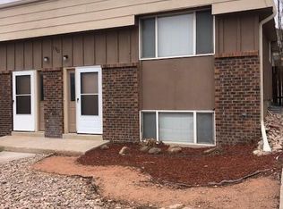 1190 Magnolia St, Colorado Springs, CO 80907