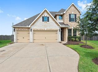 302 American Black Bear Dr, Crosby, TX 77532