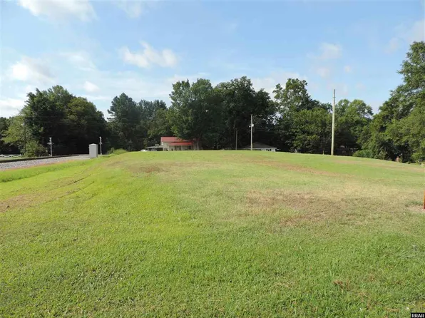 Frnt St, Bradford, TN 38316