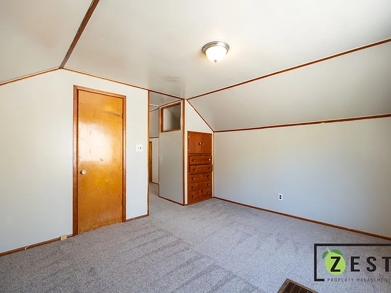 8262 Rosemont Ave — Photo 16