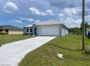 3005 25th St W, Lehigh Acres, FL 33971