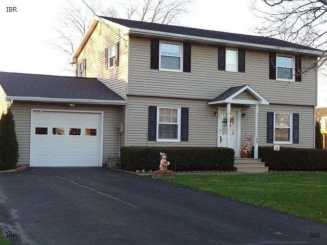 1st image of 88 Belaire Dr
