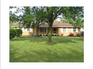 3053 S Fielding Rd, New Palestine, IN 46163