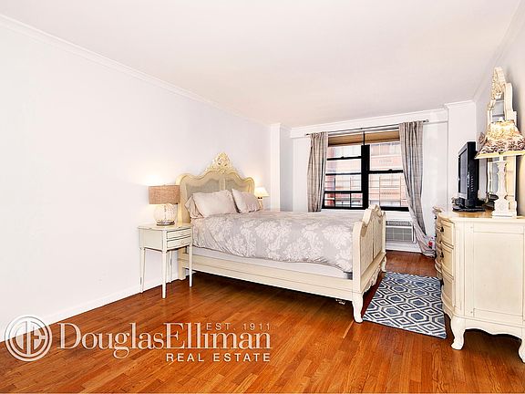 4th image of 345 E 81st St APT 5J