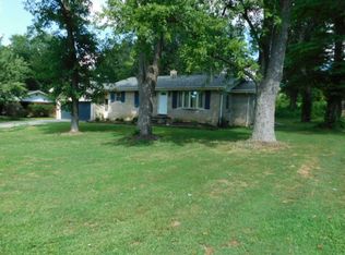1322 Orchard Dr, Boonville, IN 47601