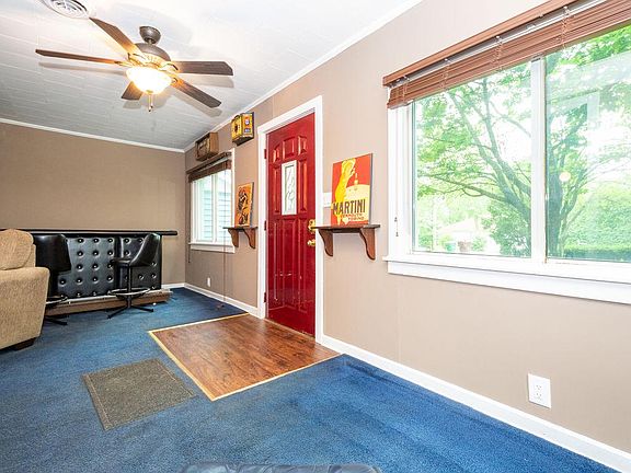 3rd image of 37577 N Lake Shore Dr