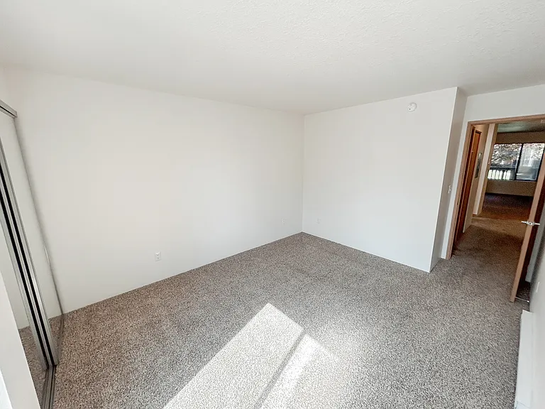 Stone Creek Apartments Beaverton — Photo 47