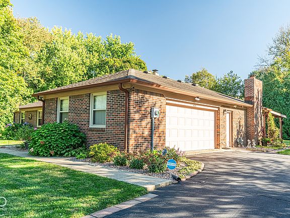 3rd image of 4545 Byrkit St